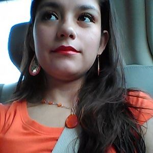 Meet your Posher, Abigail